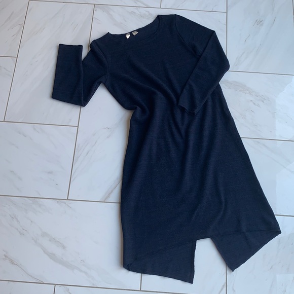 Anthropologie -Moth cozy navy dress mid calf Sz S. Cute slit detail in the back - Picture 1 of 8